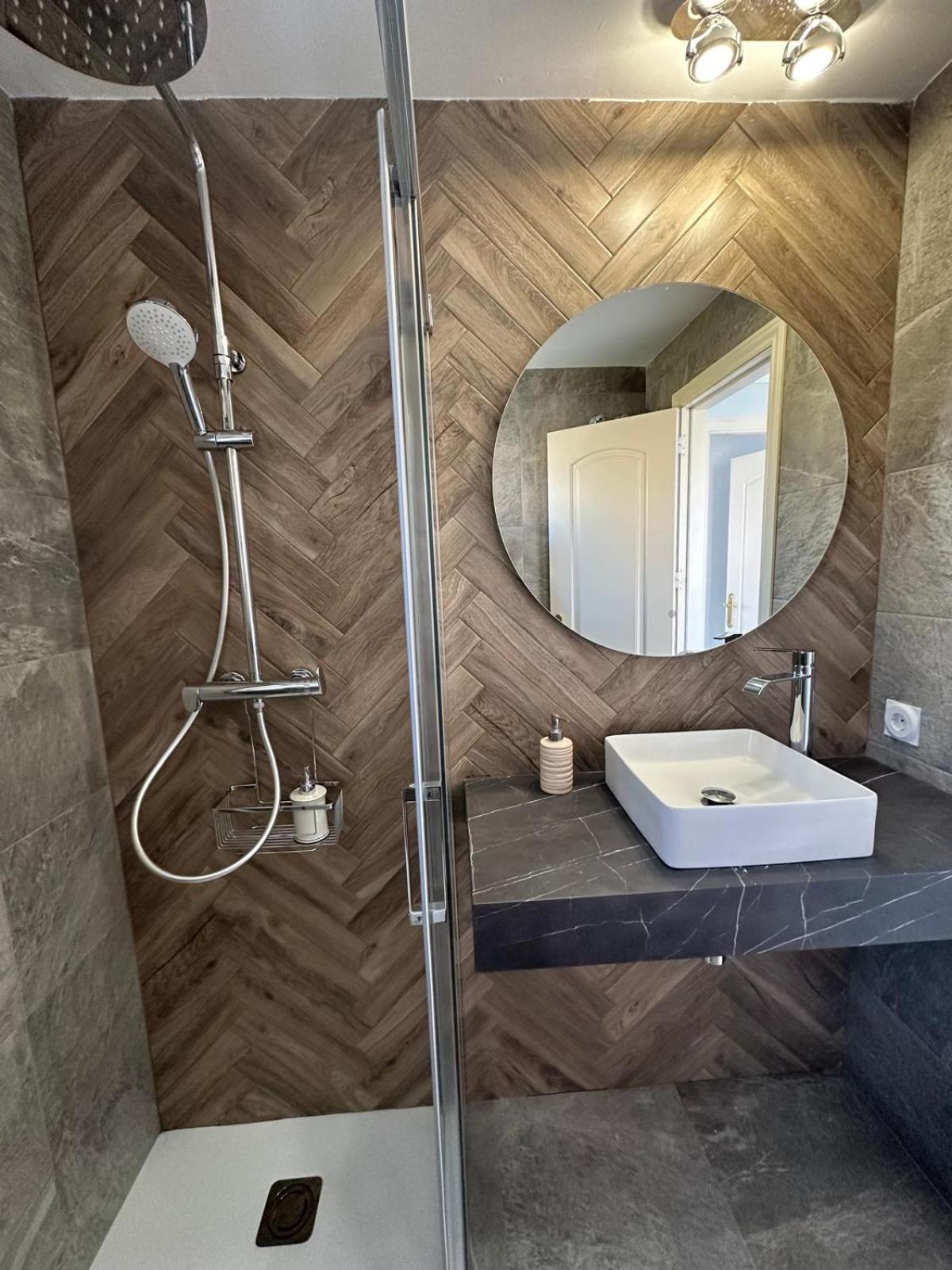 Oliva Nova Flat In Front Of Met Apartment Екстериор снимка